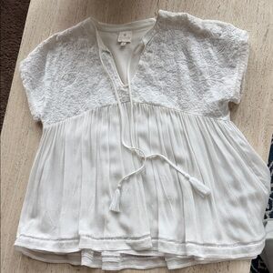 JMarie ANTHRO white babydoll top NWOT